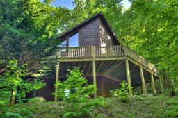 Escape to Tranquility: Sleepy Hollow Cabin Retreat