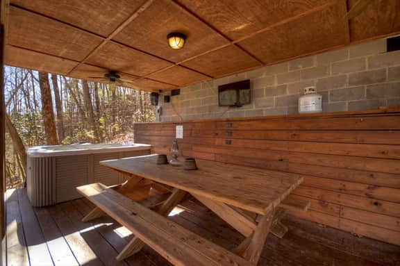 Laughing Hippo is a classic mountain cabin